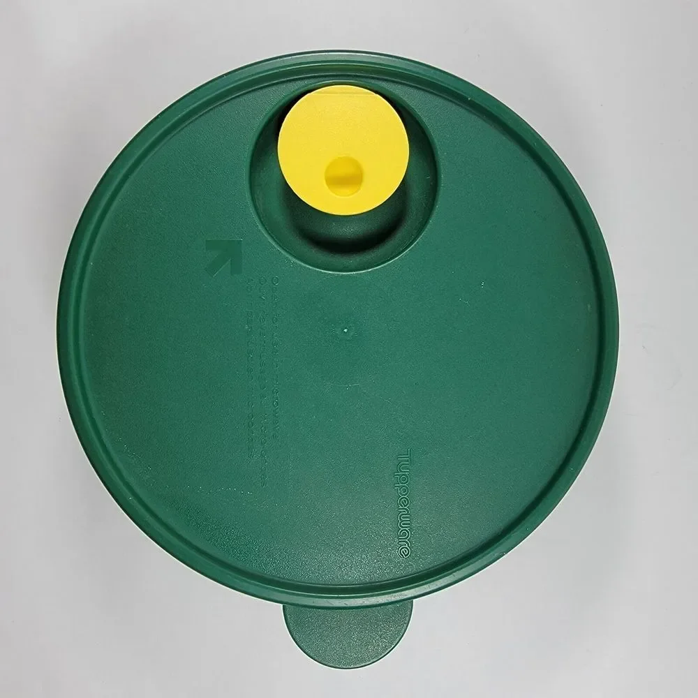 Vintage Tupperware Colander Strainer with Steamer Vent Lid Green - Picture 1 of 8